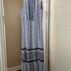 Kenzie size 10 maxi dress